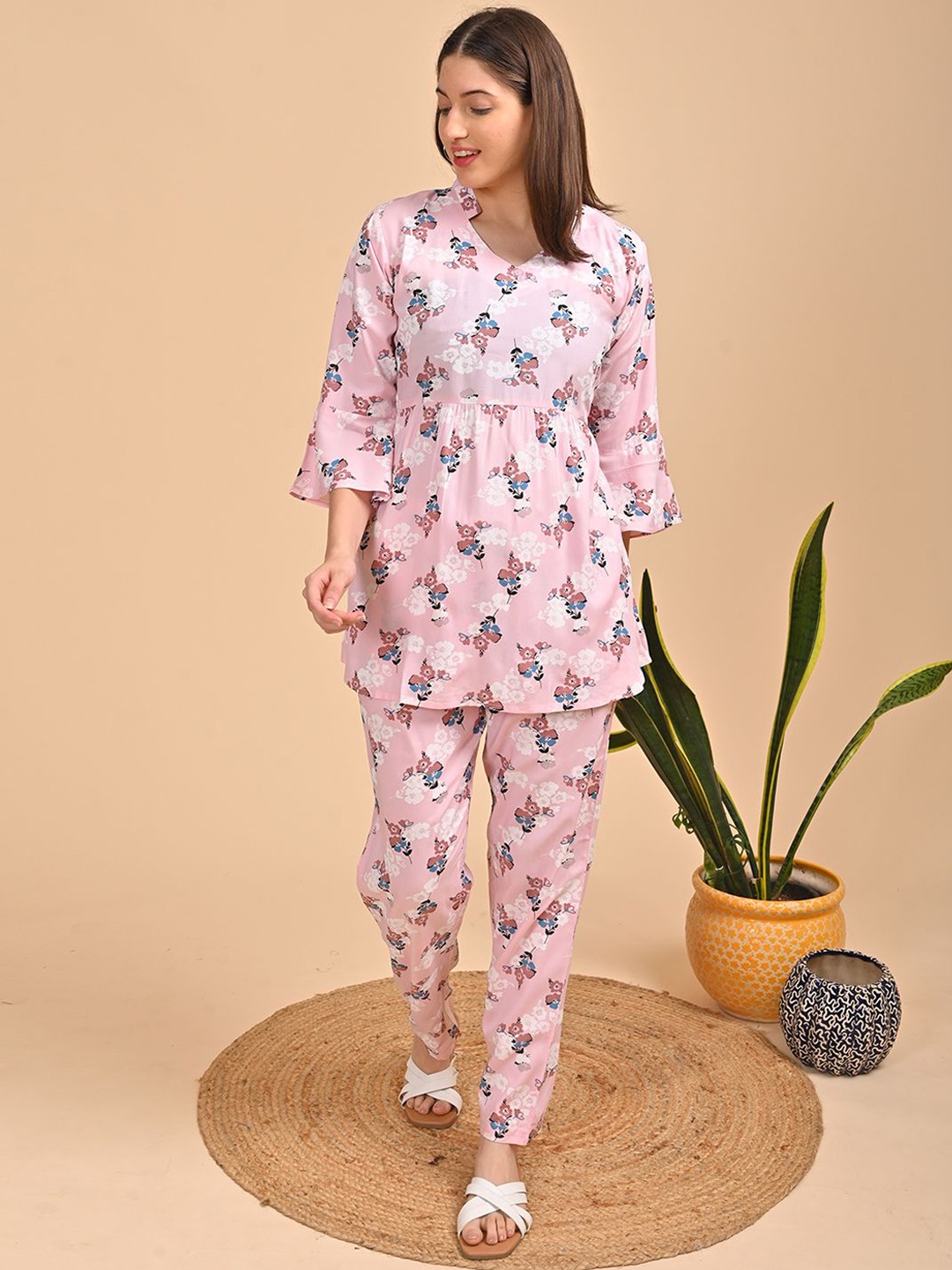 

GOLDSTROMS Printed Top With Trousers Co-Ords, Pink