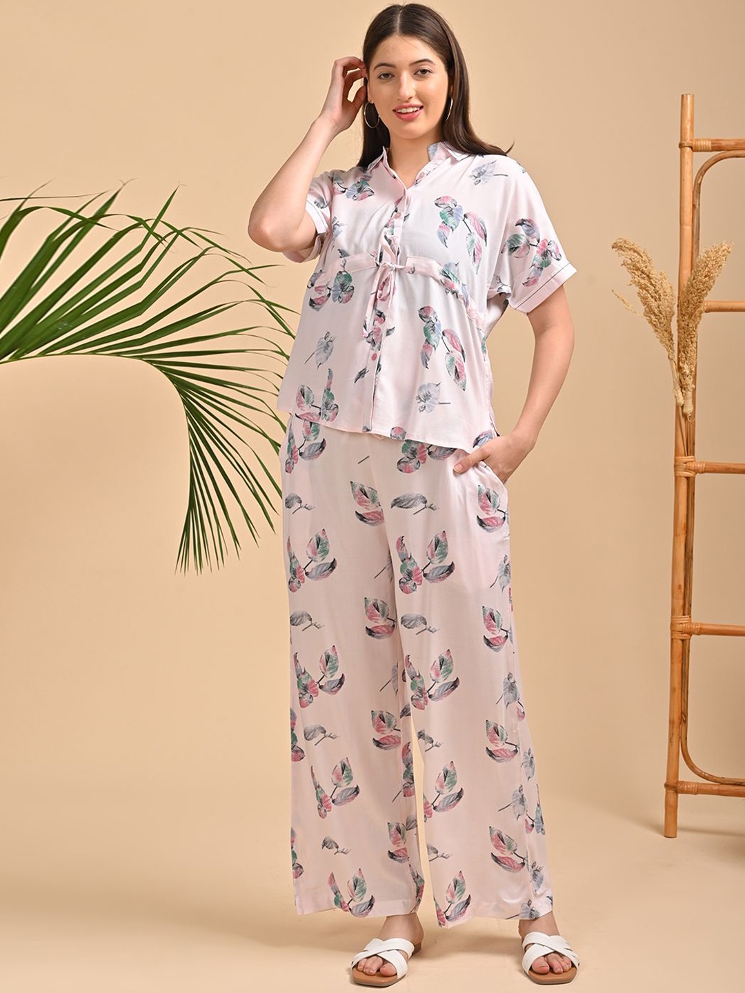 

GOLDSTROMS Floral Printed Shirt Collar Top With Pyjamas, Pink