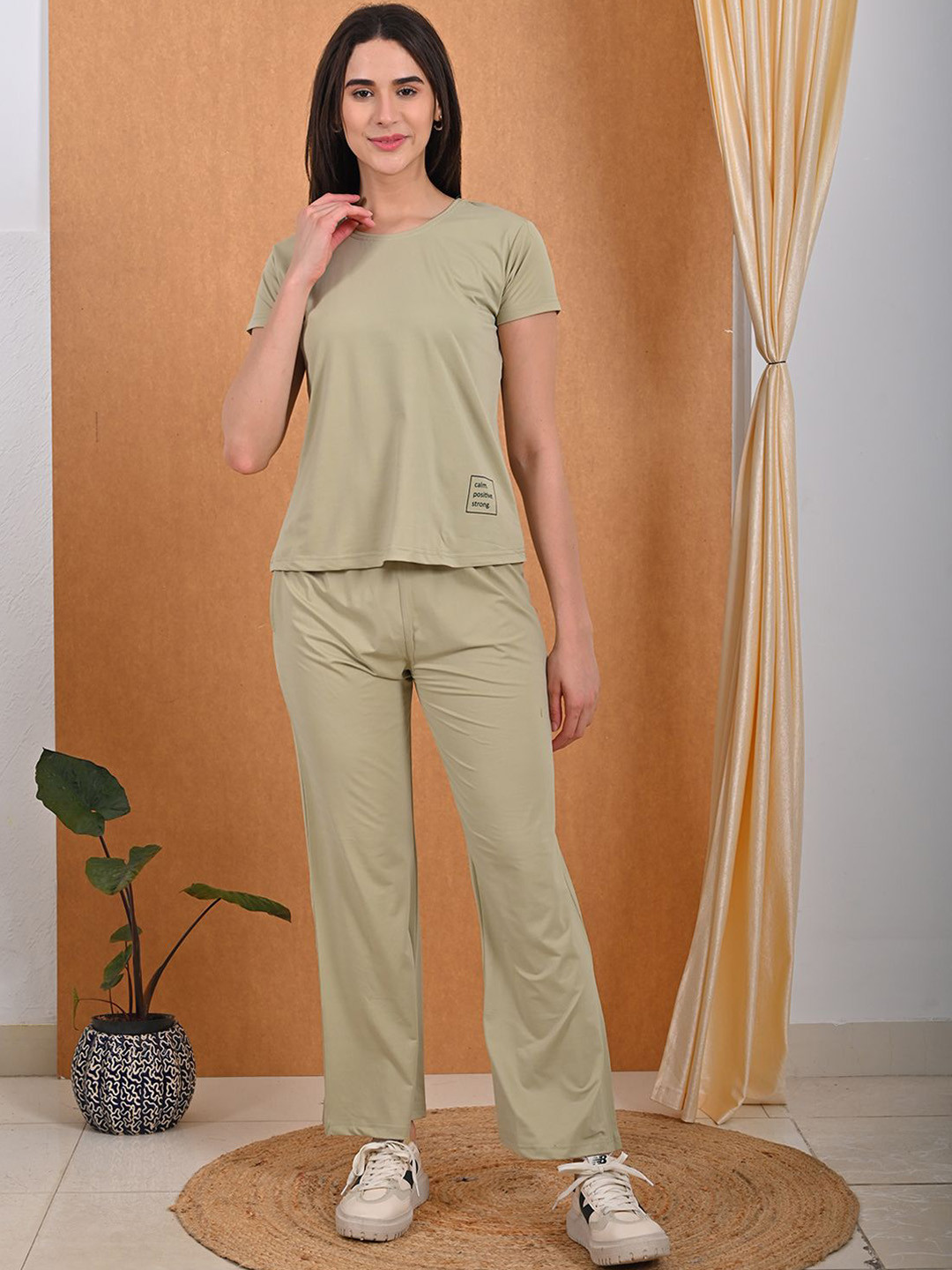 

GOLDSTROMS Round Neck T-Shirt With Pyjama, Khaki