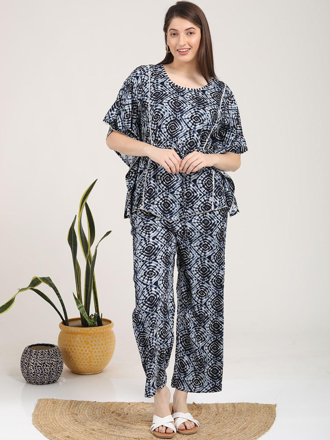 

GOLDSTROMS Printed Top & Trousers Co-Ords, Navy blue