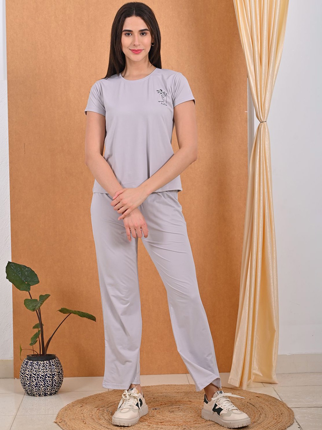

GOLDSTROMS T-Shirt & Trouser Co-Ords Set, Grey
