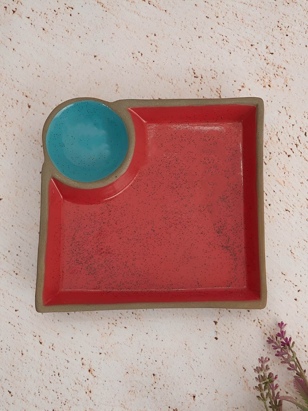 

NURTURE INDIA Red & Blue Textured Chip & Dip Plate