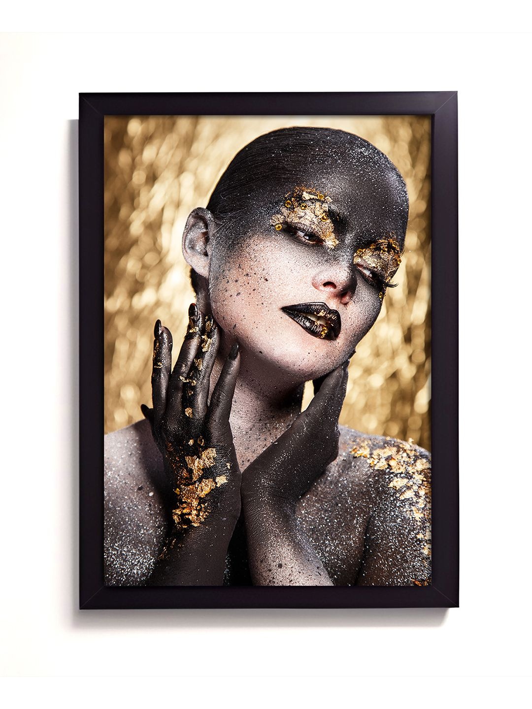 

RANDOM Grey & Gold-Toned Synthetic Wooden Wall Art
