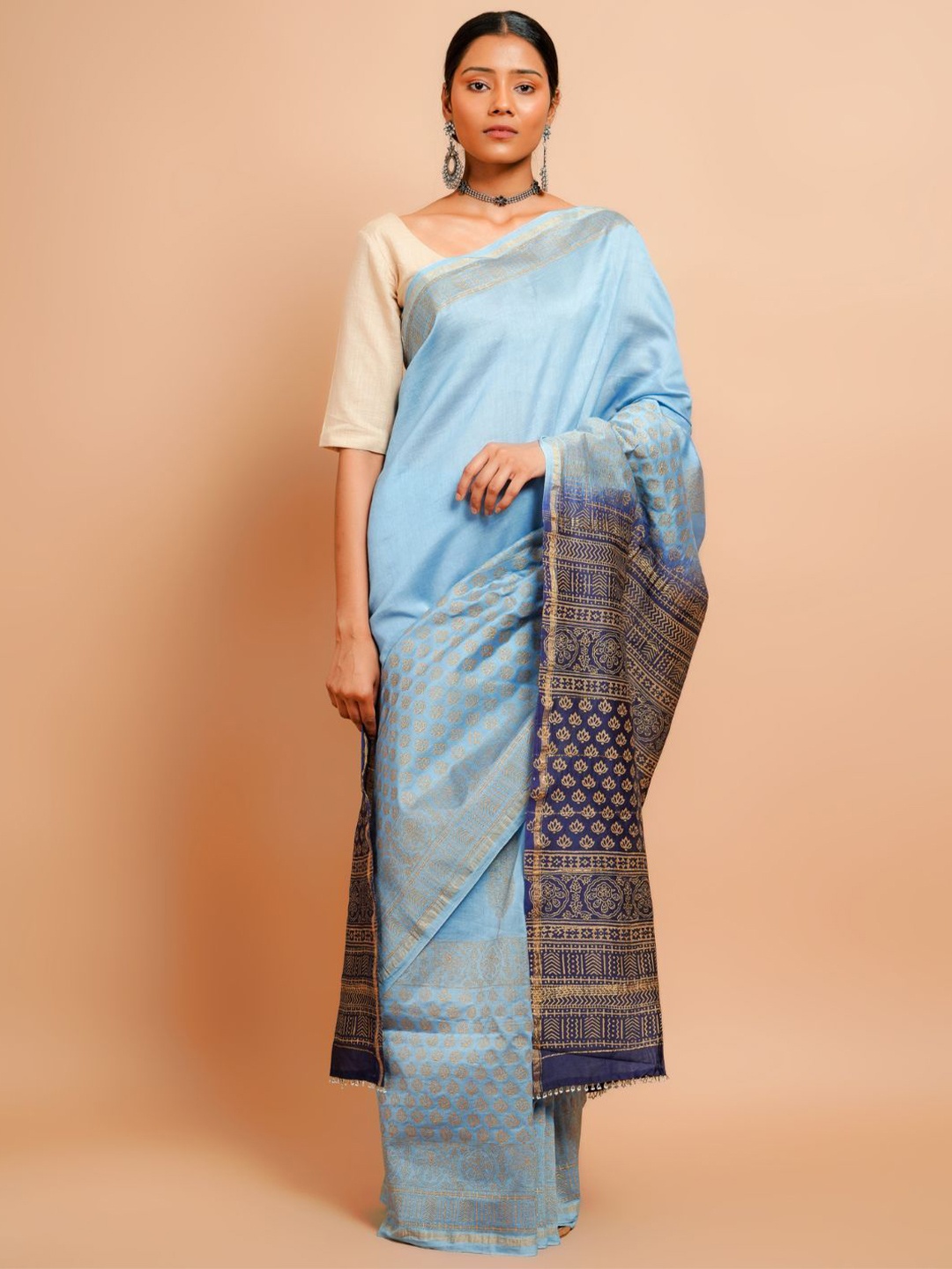

Taavi Ethnic Motif Block Printed Chanderi Saree, Navy blue