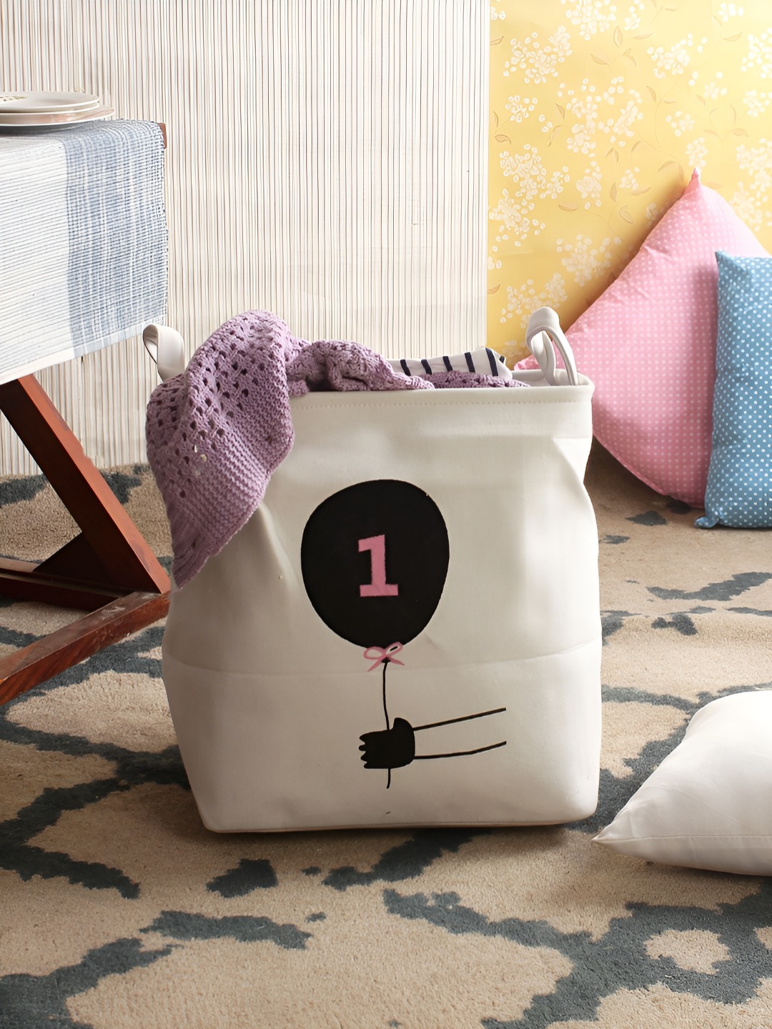 

Aura Off White & Black Printed Foldable Laundry Bag