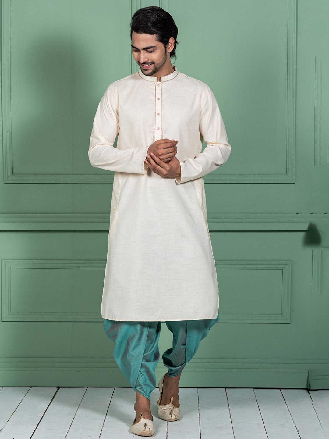 

Anouk Off White Mandarin Collar Regular Thread Work Kurta with Dhoti Pants