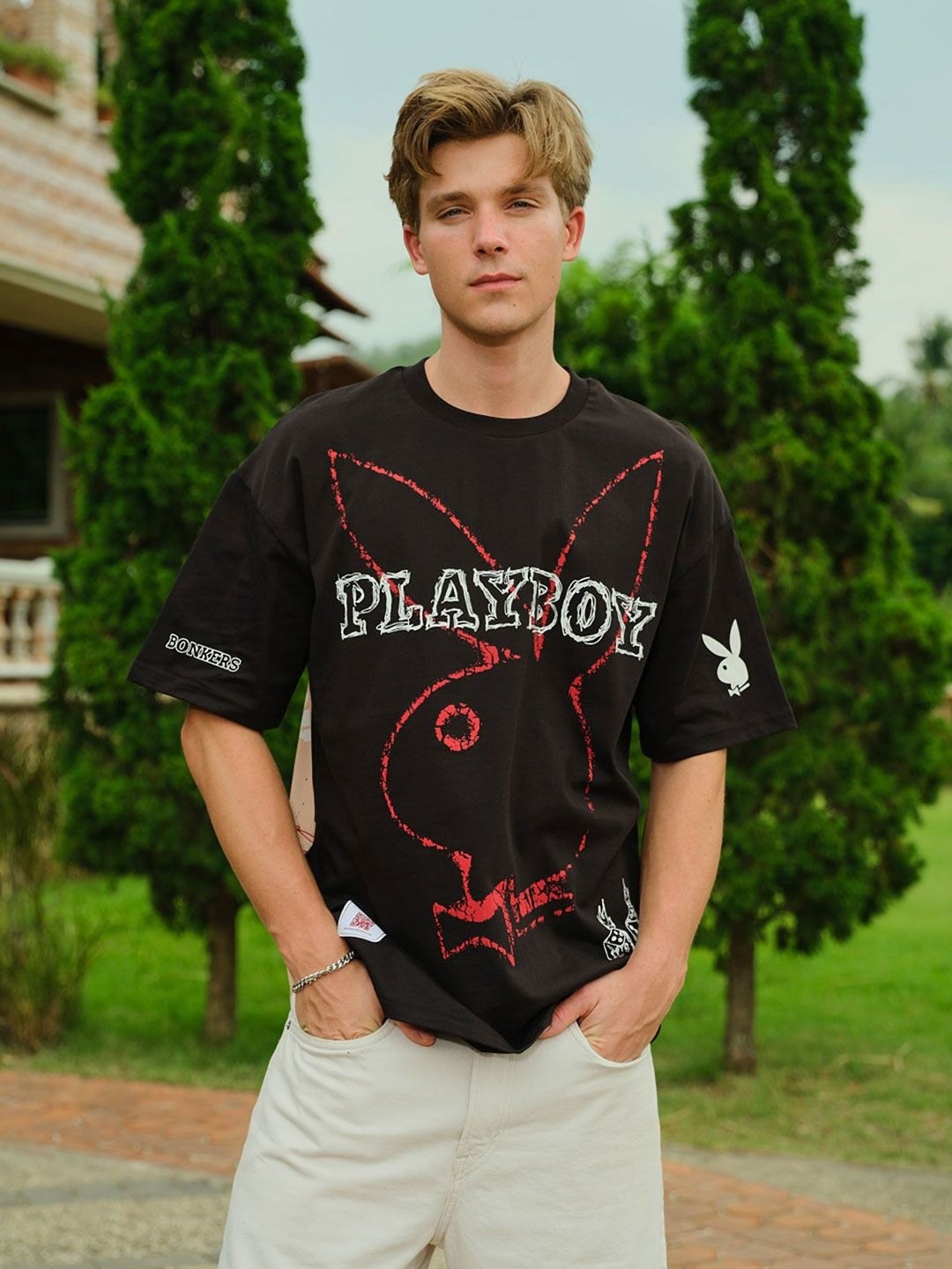 

Bonkers Corner Men Typography Printed T-shirt, Black