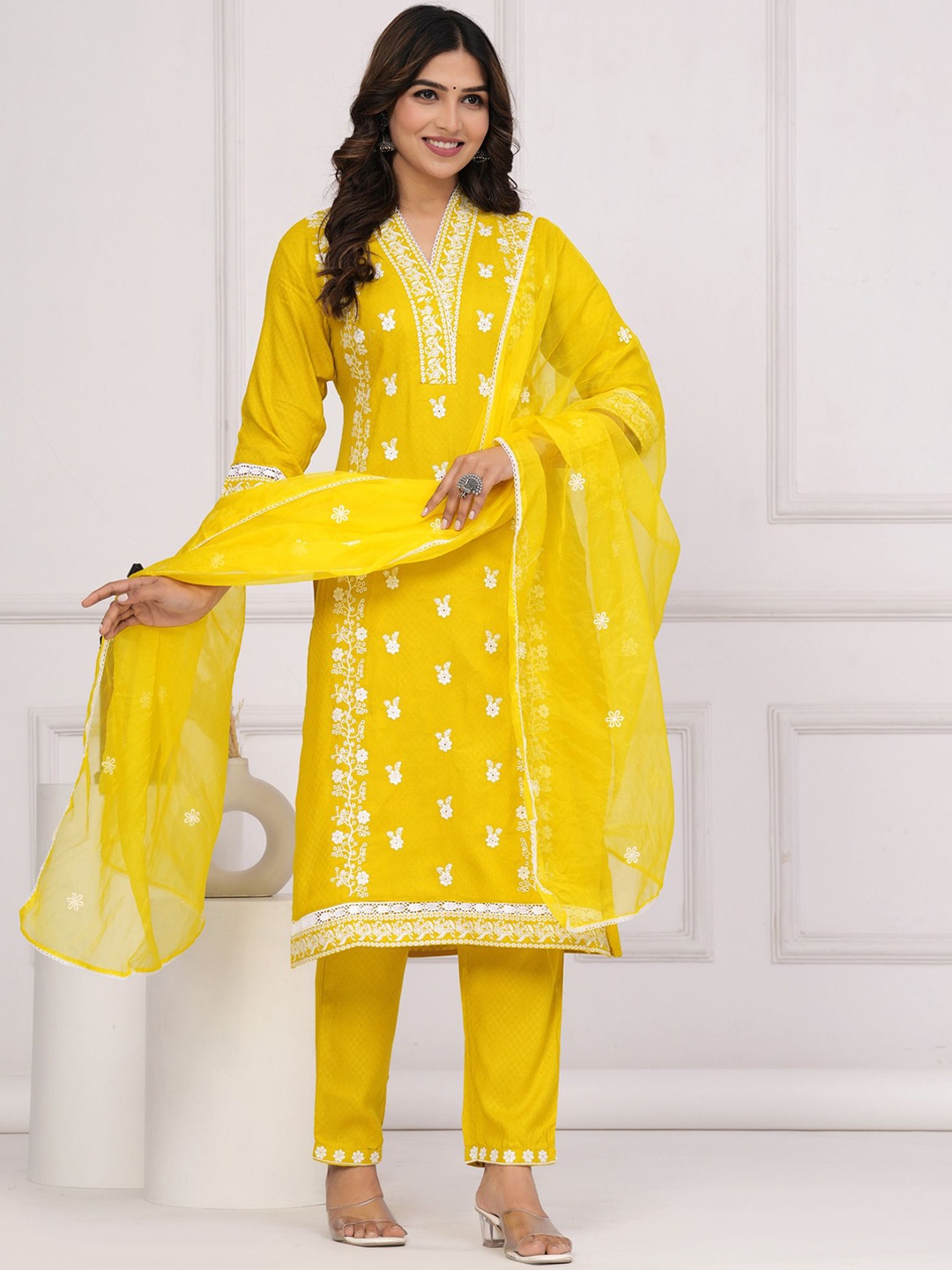 

PARUCREATION Floral Embroidered V-Neck Thread Work Straight Kurta With Trousers & Dupatta, Yellow