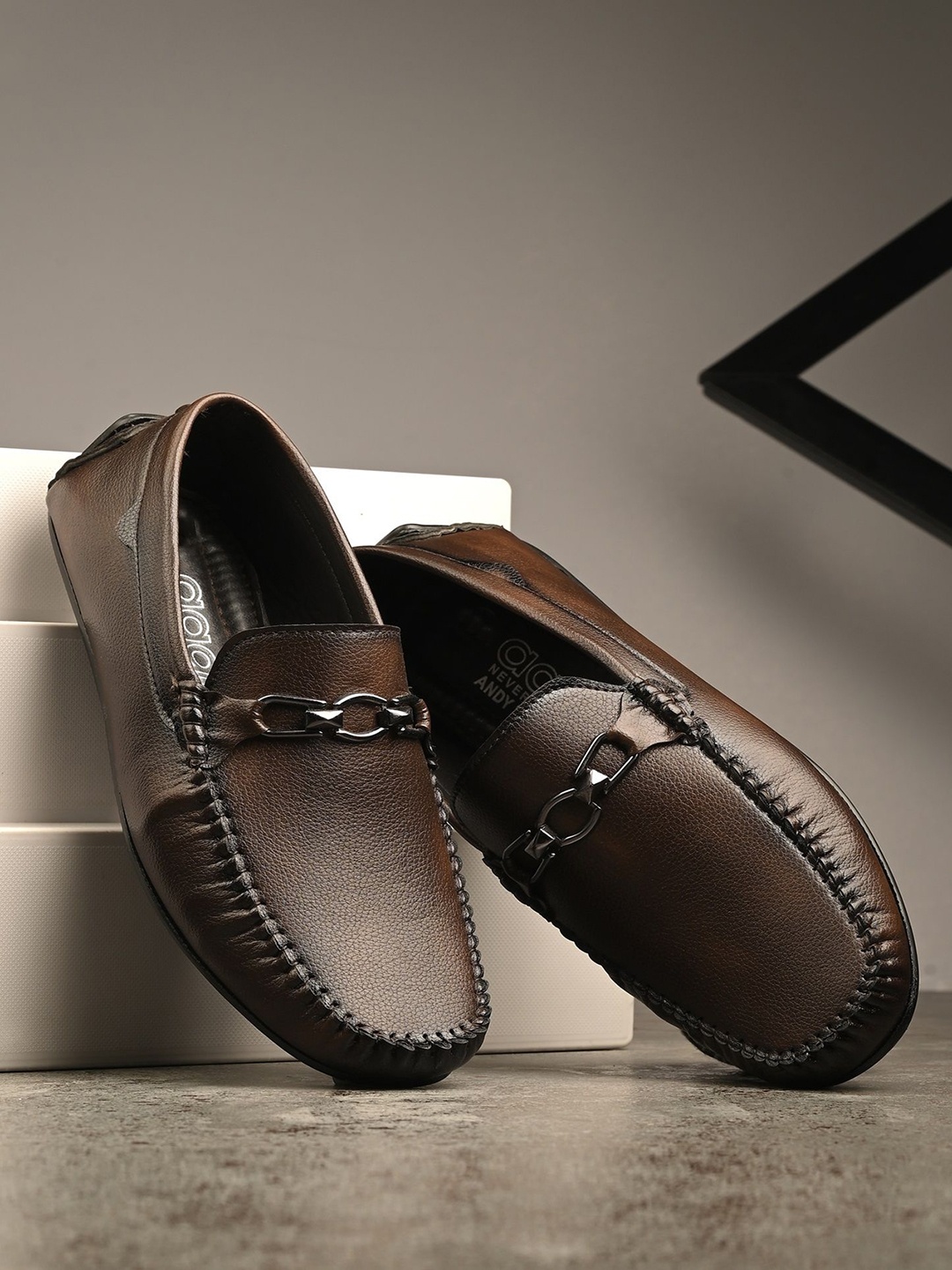 

aadi Men Round Toe Comfort Insole Lightweight Loafers, Brown