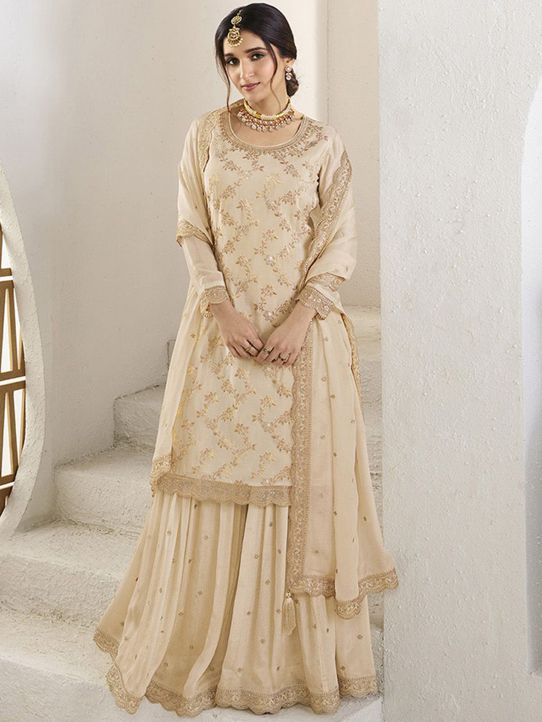 

Seerat Ethnic Motifs Embroidered Jacquard Silk Chiffon Straight Kurta & Trouser & Dupatta, Off white