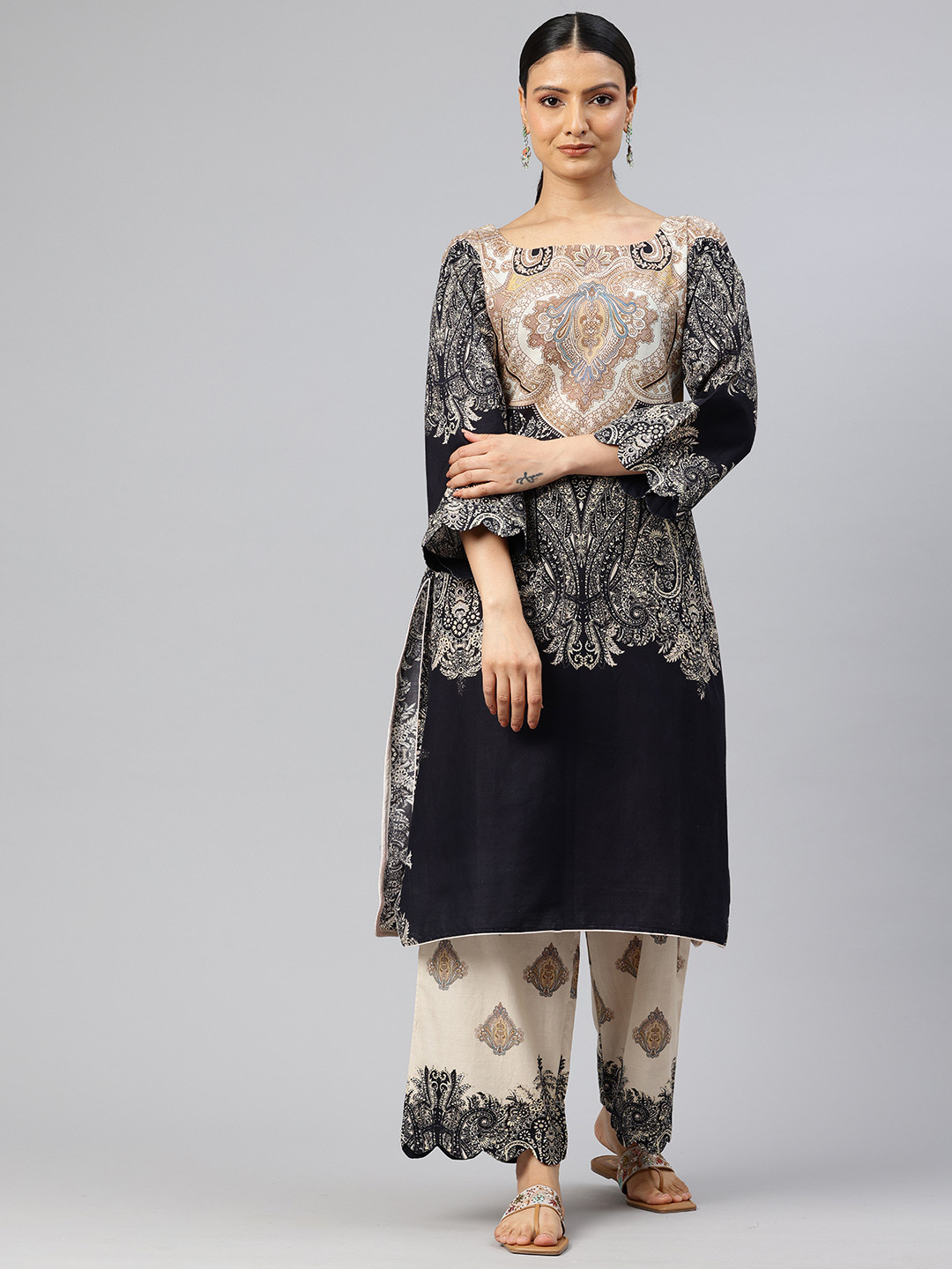 

BUTA BUTI Women Sajni Printed Kurta & Trousers Set, Black