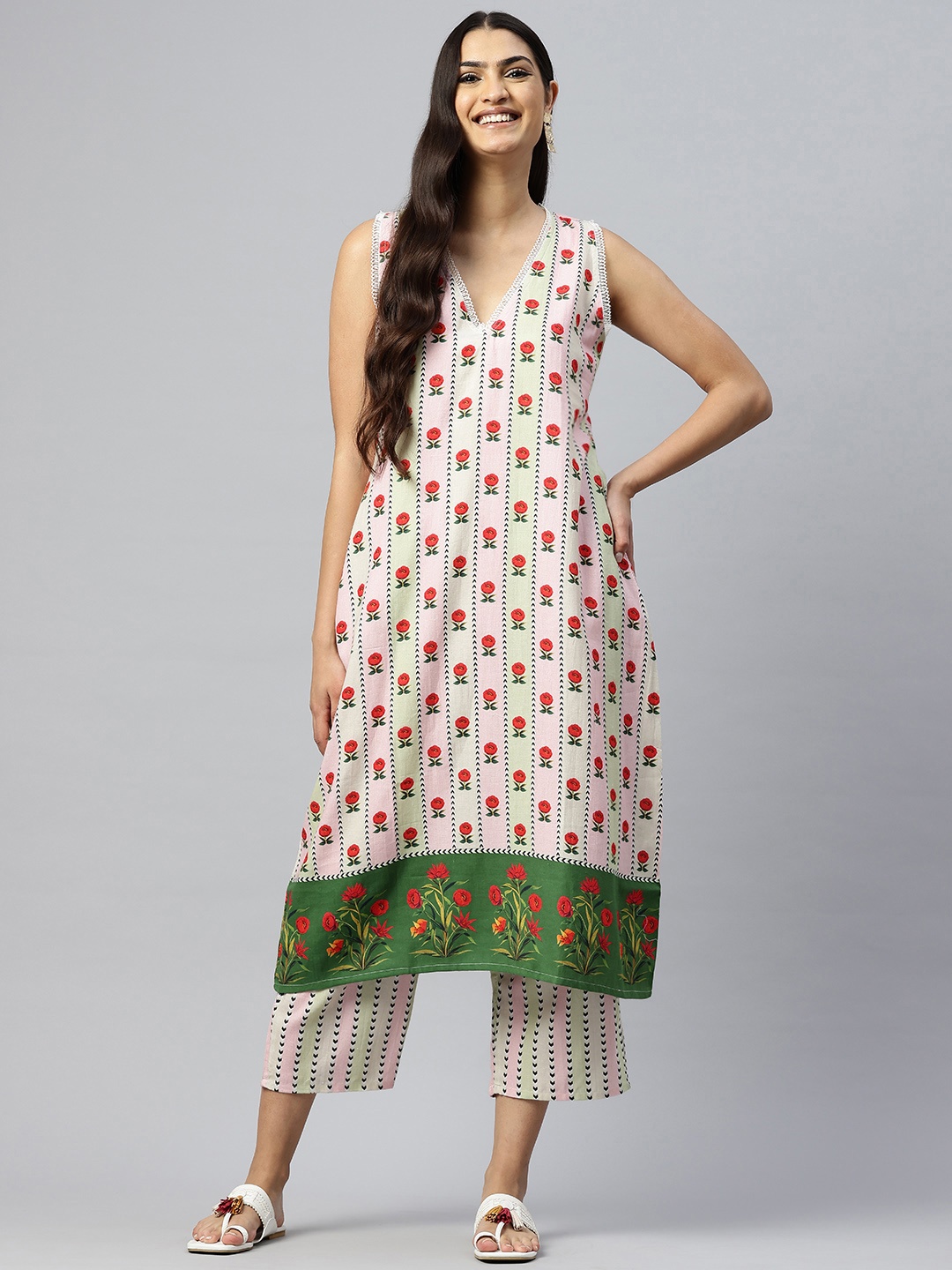 

BUTA BUTI Floral Printed Pure Cotton Kurta with Palazzos, Green