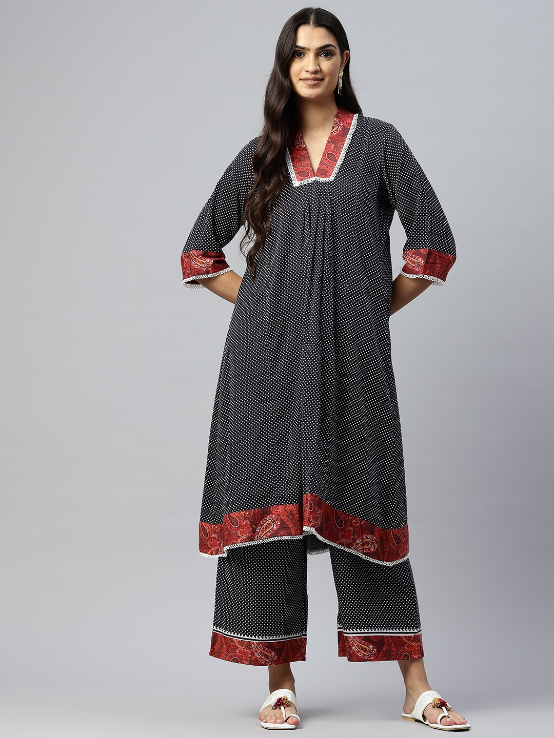 

BUTA BUTI Printed Pure Cotton Kurta with Palazzos, Black