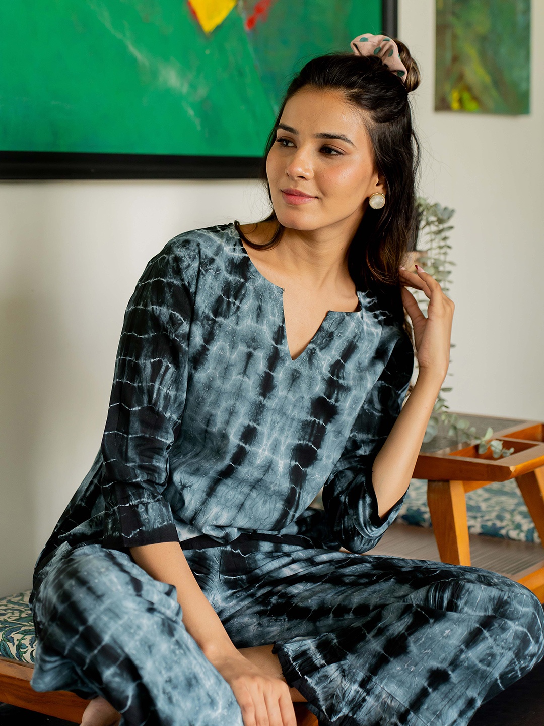 

MIRCHI FASHION Notch Neck Printed Night suit, Black