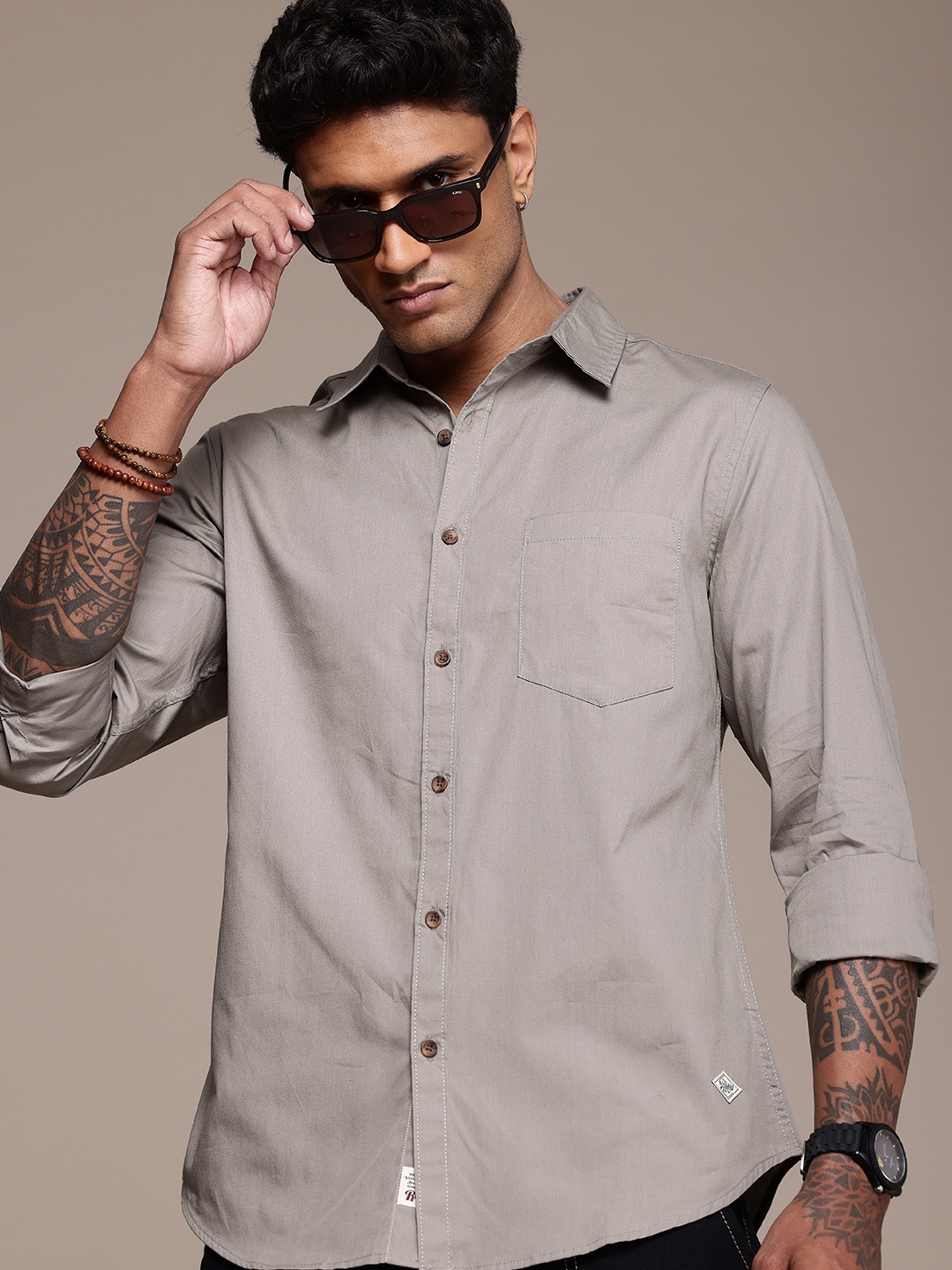 

Roadster Men Pure Cotton Casual Shirt, Grey