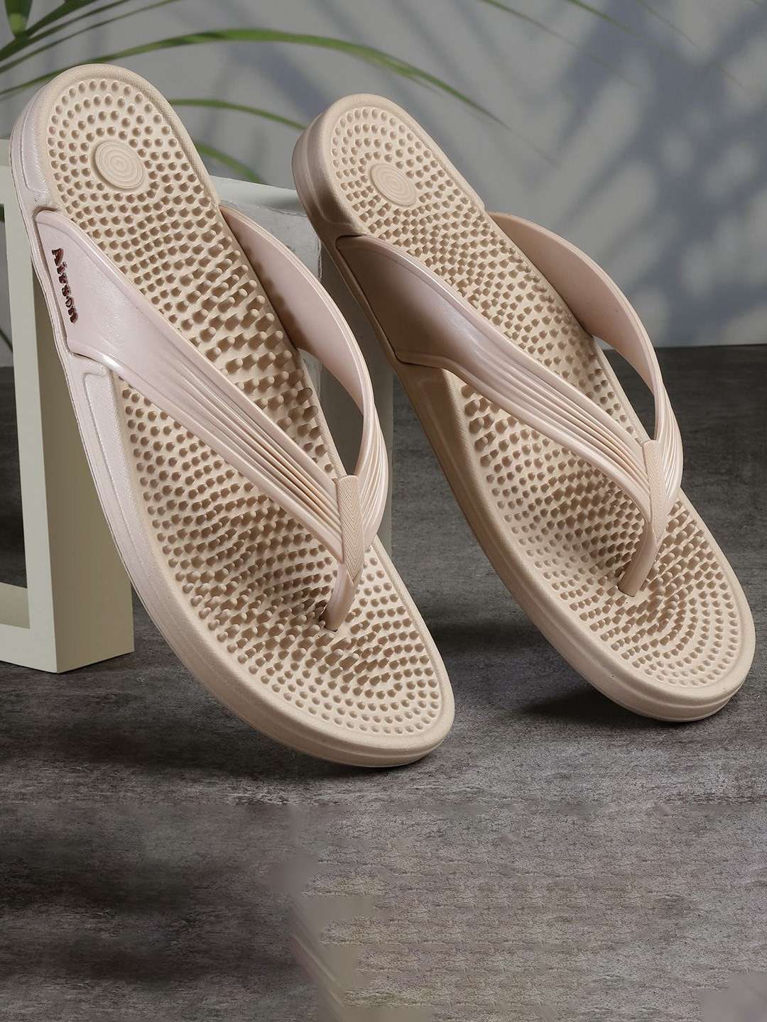 

Airson Women Thong Flip-Flops, Cream