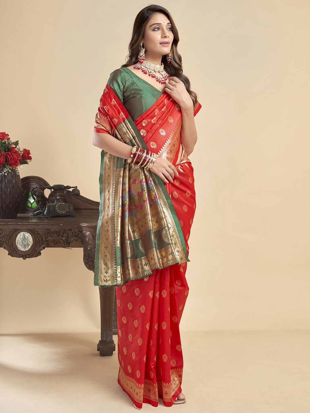

KALINI Ethnic Motif Zari Woven Banarasi Saree, Red