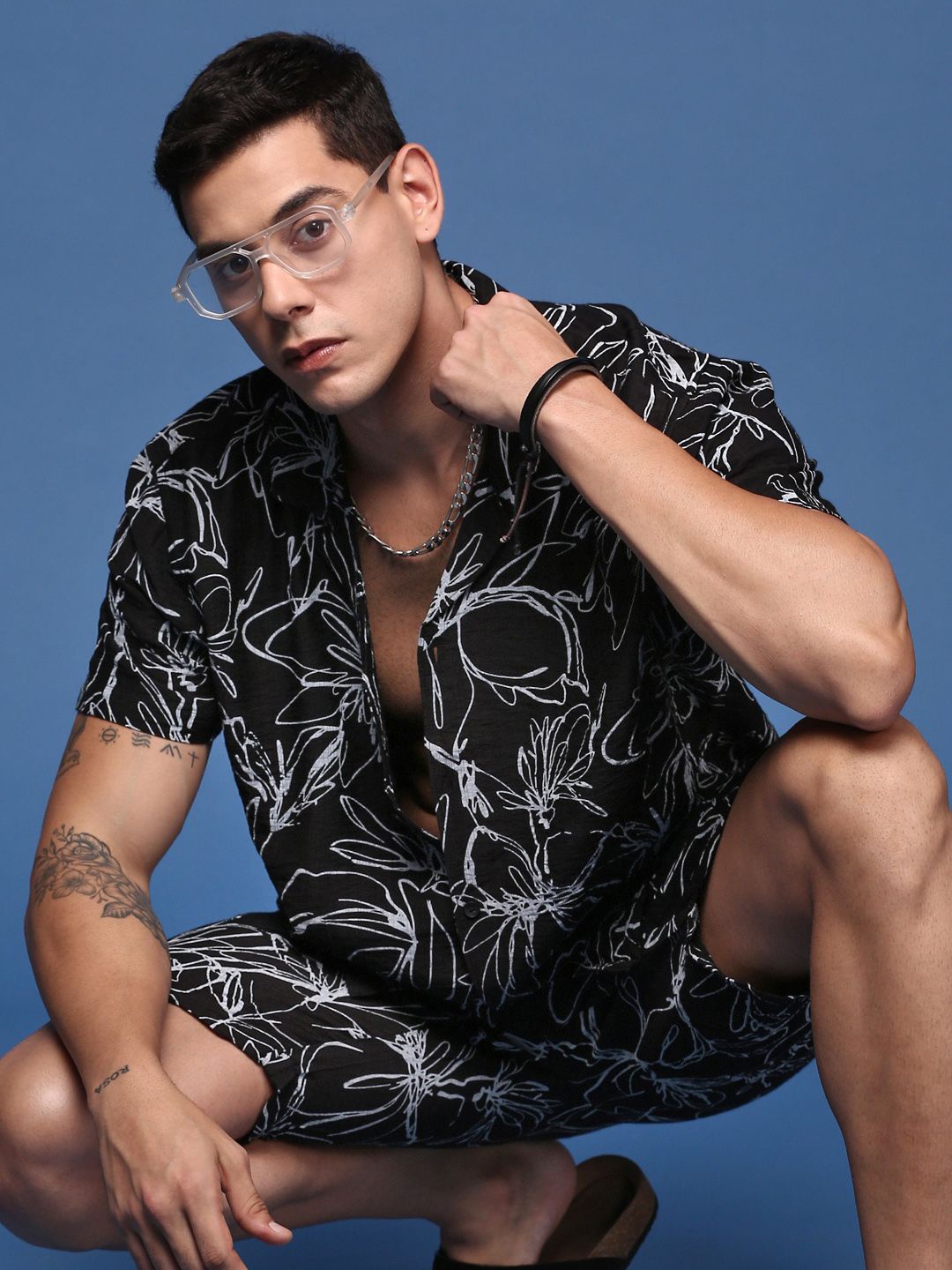

SHOWOFF Printed Cuban Collar Shirt With Shorts, Black