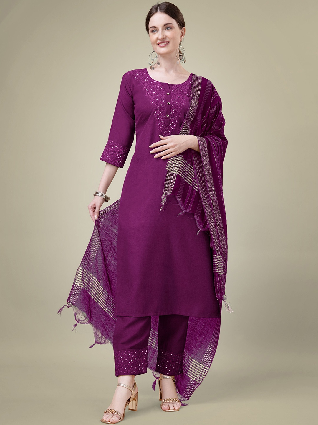 

Rujave Floral Yoke Design Thread Work Straight Kurta With Trousers & Dupatta Set, Purple