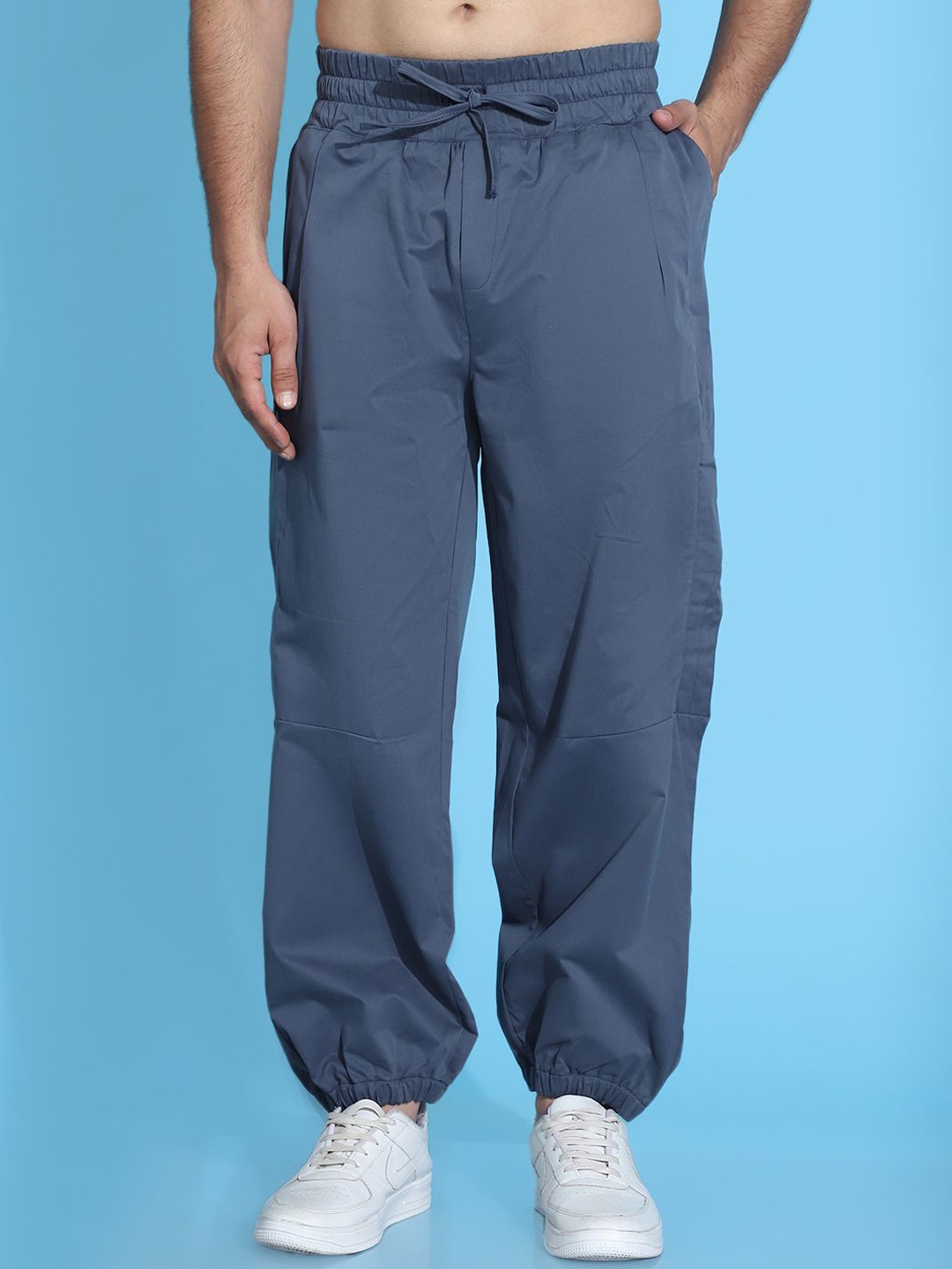 

TAG 7 Men Relaxed Loose Fit High-Rise Joggers, Blue