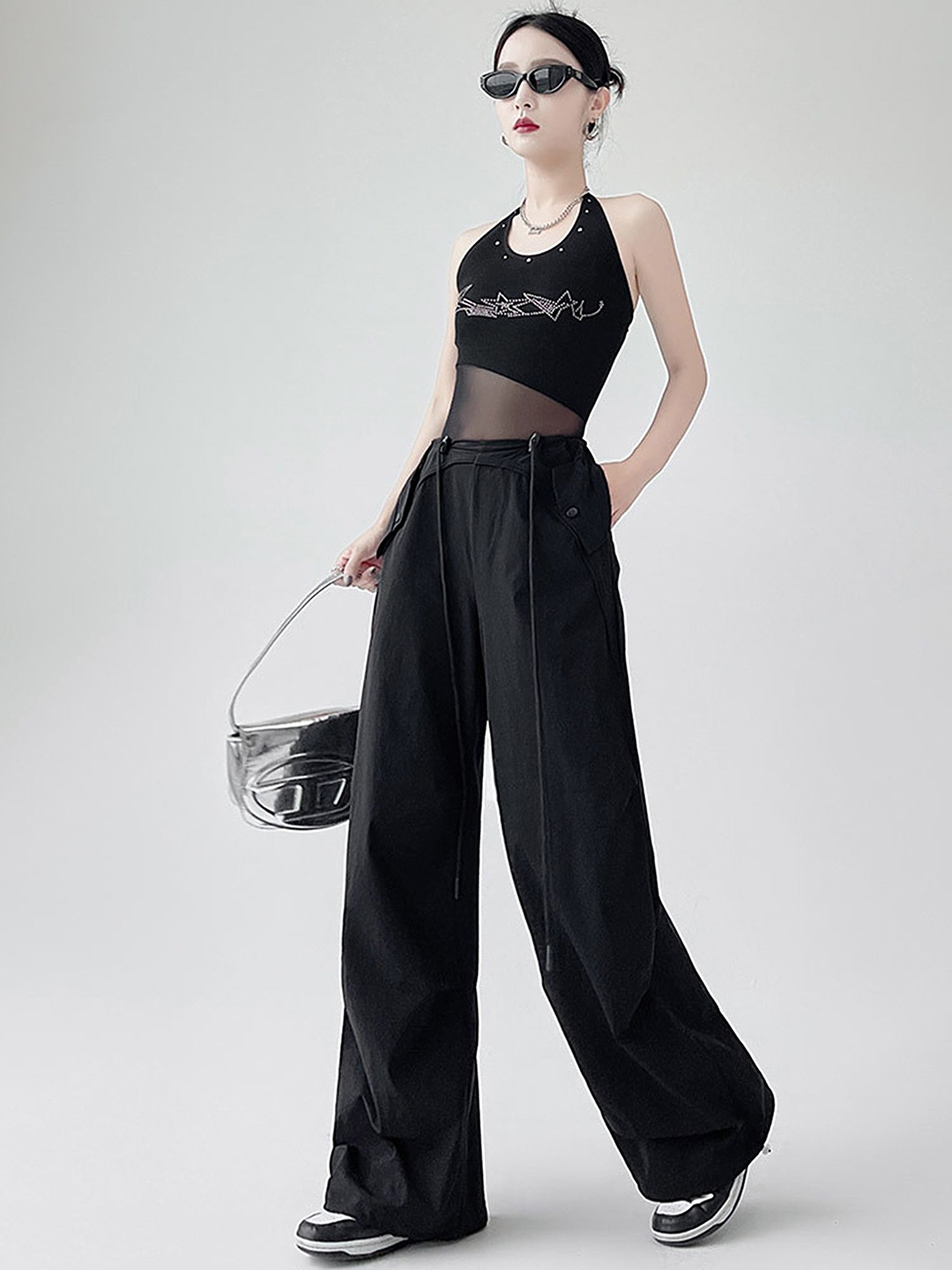 

LULU & SKY Women Straight Fit High-Rise Trousers, Black