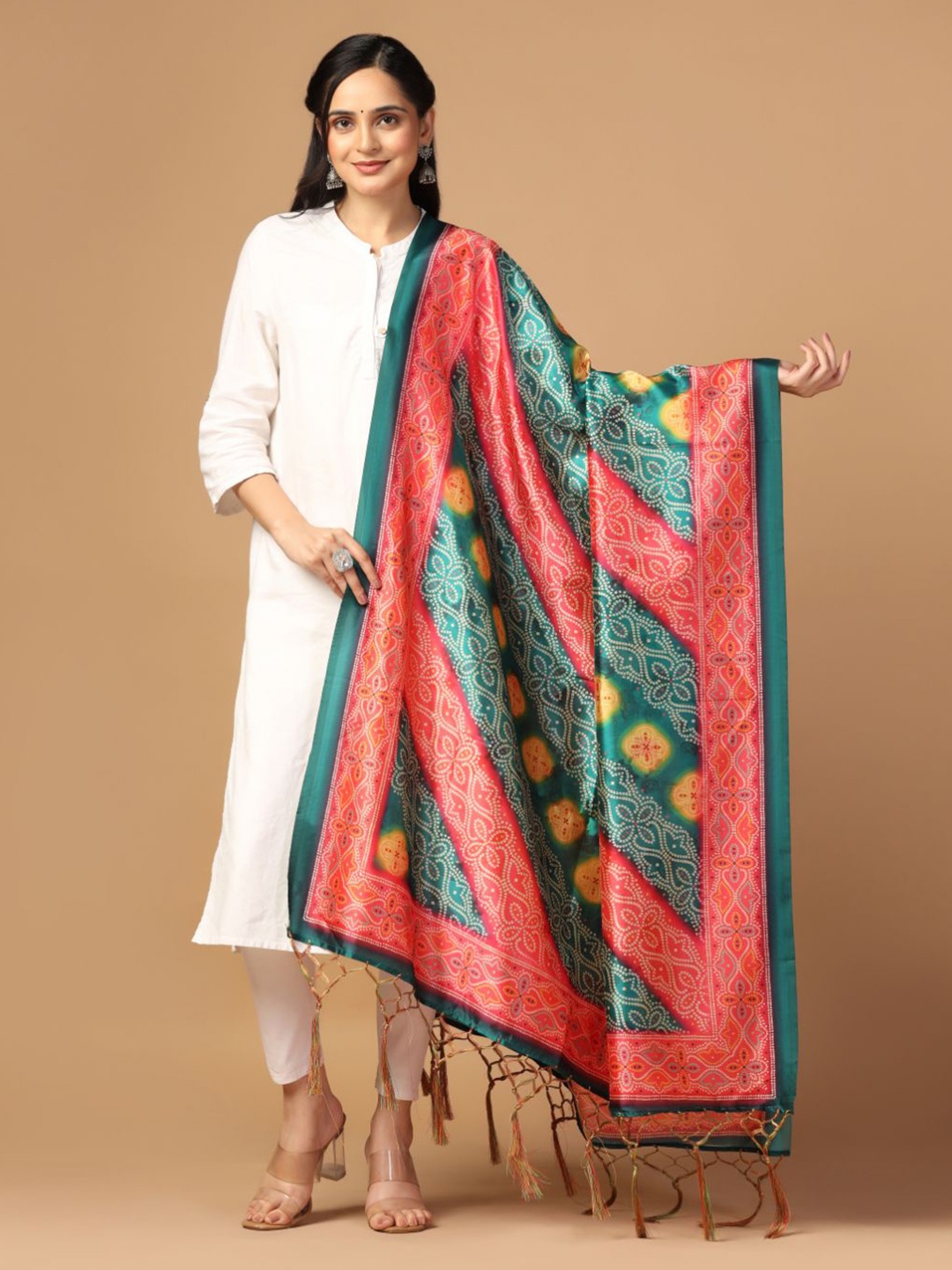 

Kaizen TEXO FAB Printed Bandhani Silk Dupatta with Thread Work, Green