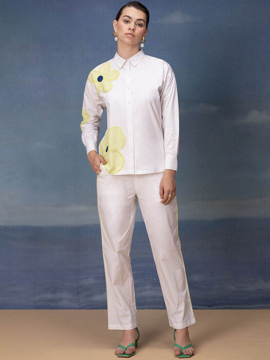 

Bannos Swagger White & Yellow Printed Pure Cotton Shirt & Trousers