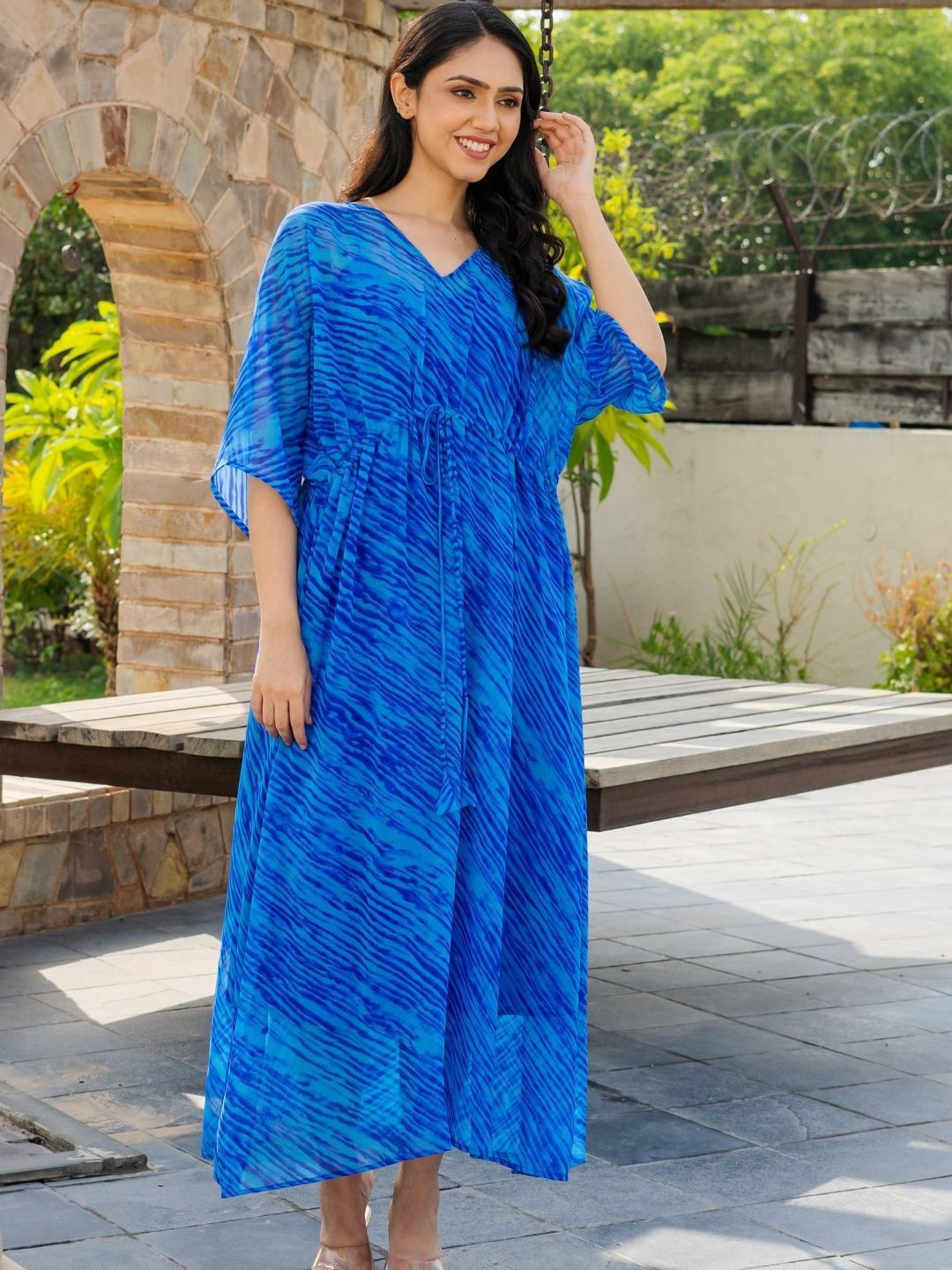 

HOUSE OF JAMOTI Women Flared Sleeve Georgette Kaftan Maxi Dress, Blue