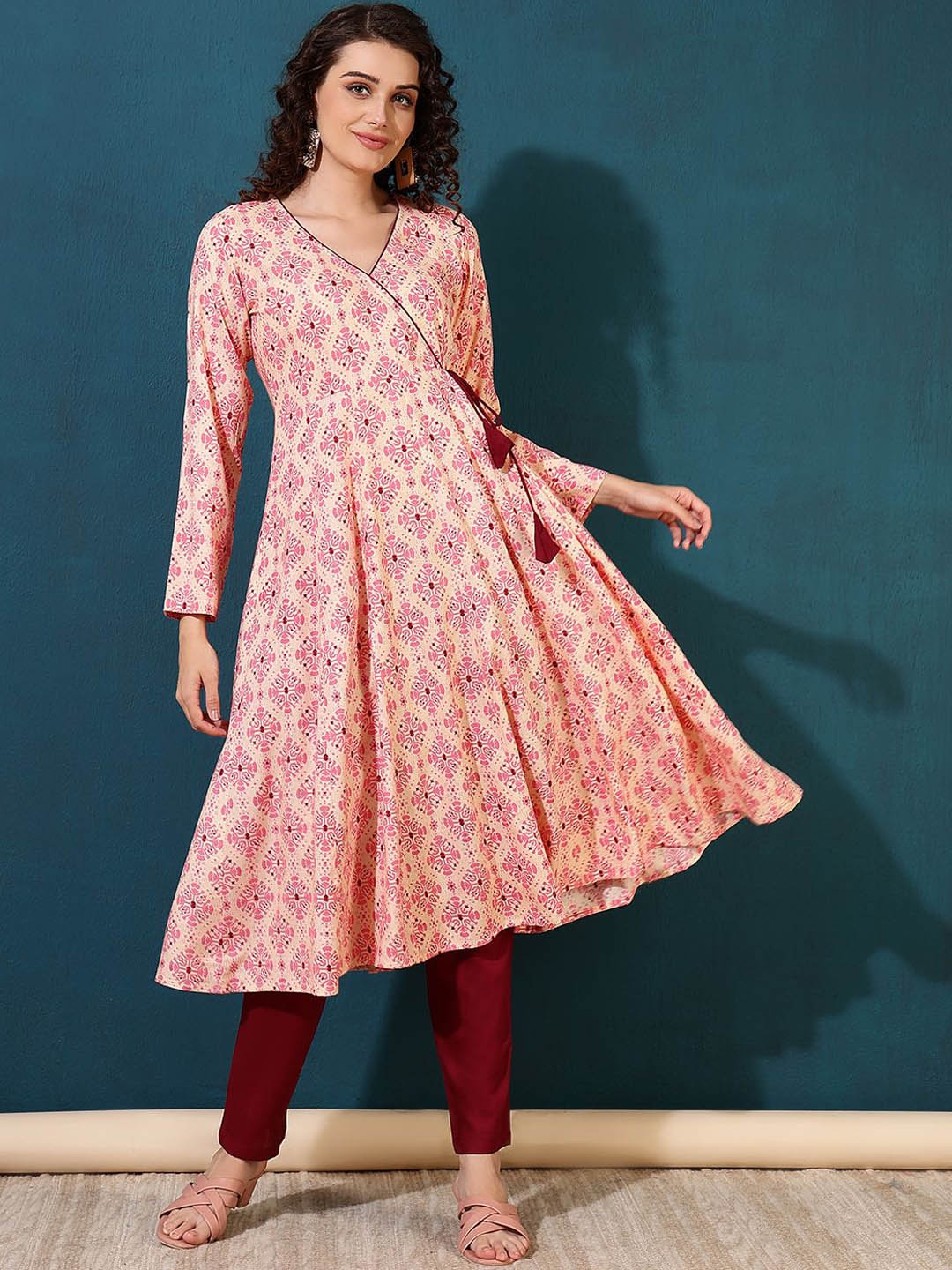 

DAEVISH Floral Printed Angrakha Kurta with Trousers, Pink