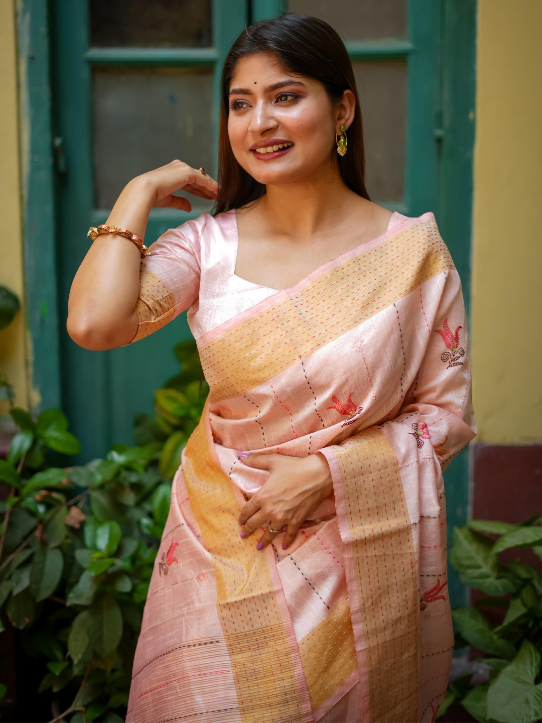 

Kandora Kantha work Pure Silk Tussar Saree, Pink