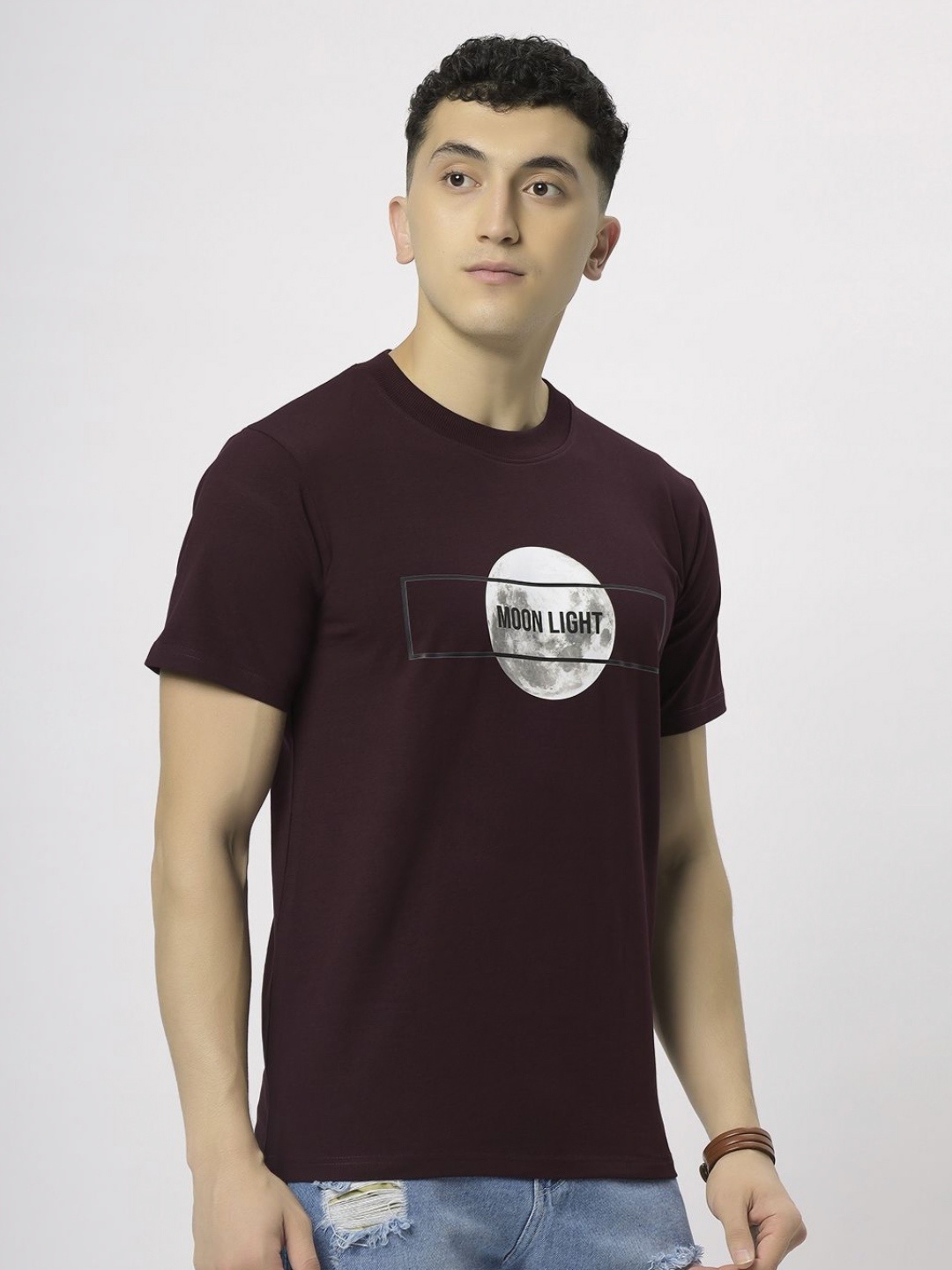 

N AND J Men Printed Raw Edge T-shirt, Maroon