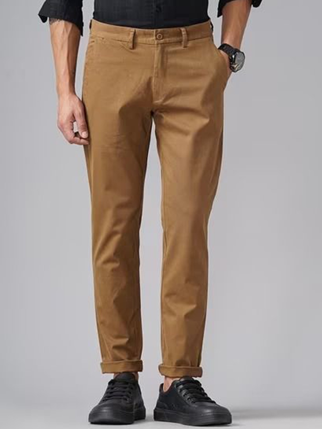 

British Club Men Smart Slim Fit Low-Rise Chinos Trousers, Brown