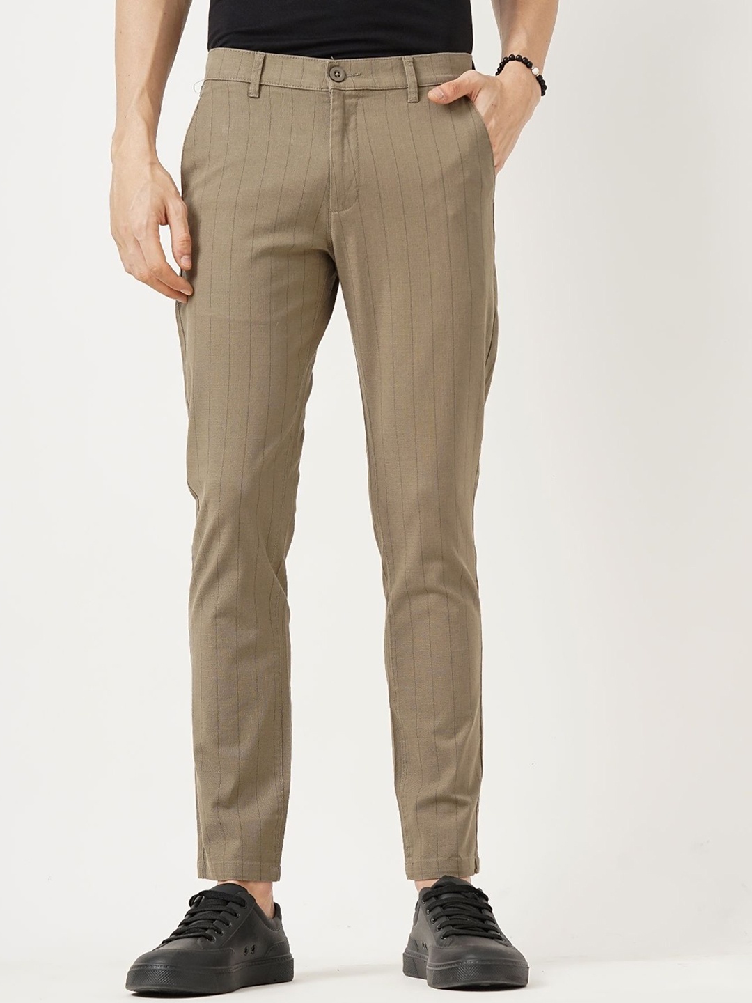 

British Club Men Striped Smart Slim Fit Low-Rise Chinos, Khaki