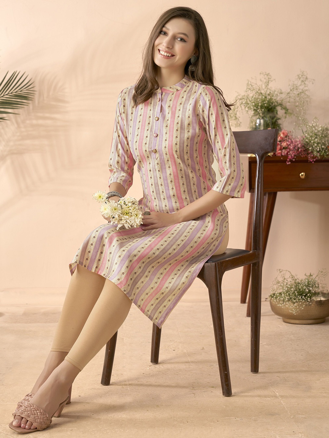 

Anouk Mauve Striped Mandarin Collar Chanderi Silk Straight Kurta