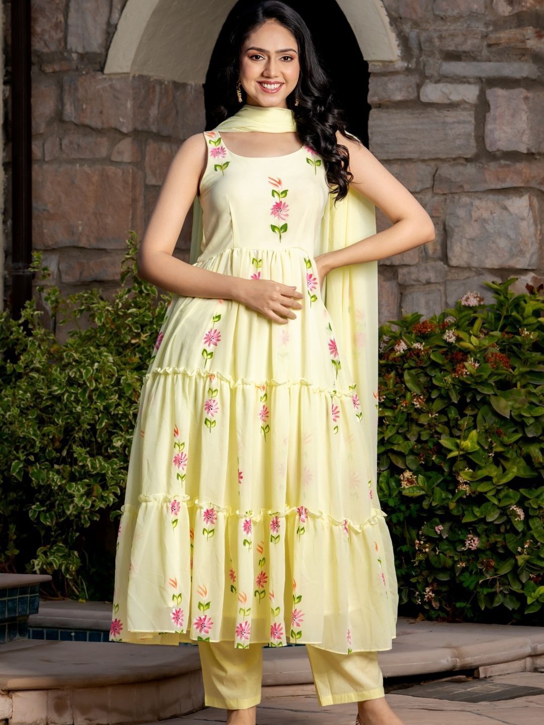 

HOUSE OF JAMOTI Floral Printed Georgette Tiered A-Line Kurta with Trousers & Dupatta, Yellow