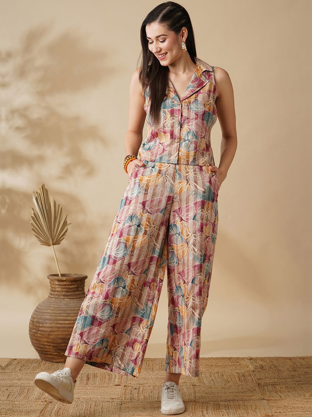 

Globus Floral Printed Notch Lapel Shirt & Palazzos Fusion Co-Ord Set, Pink
