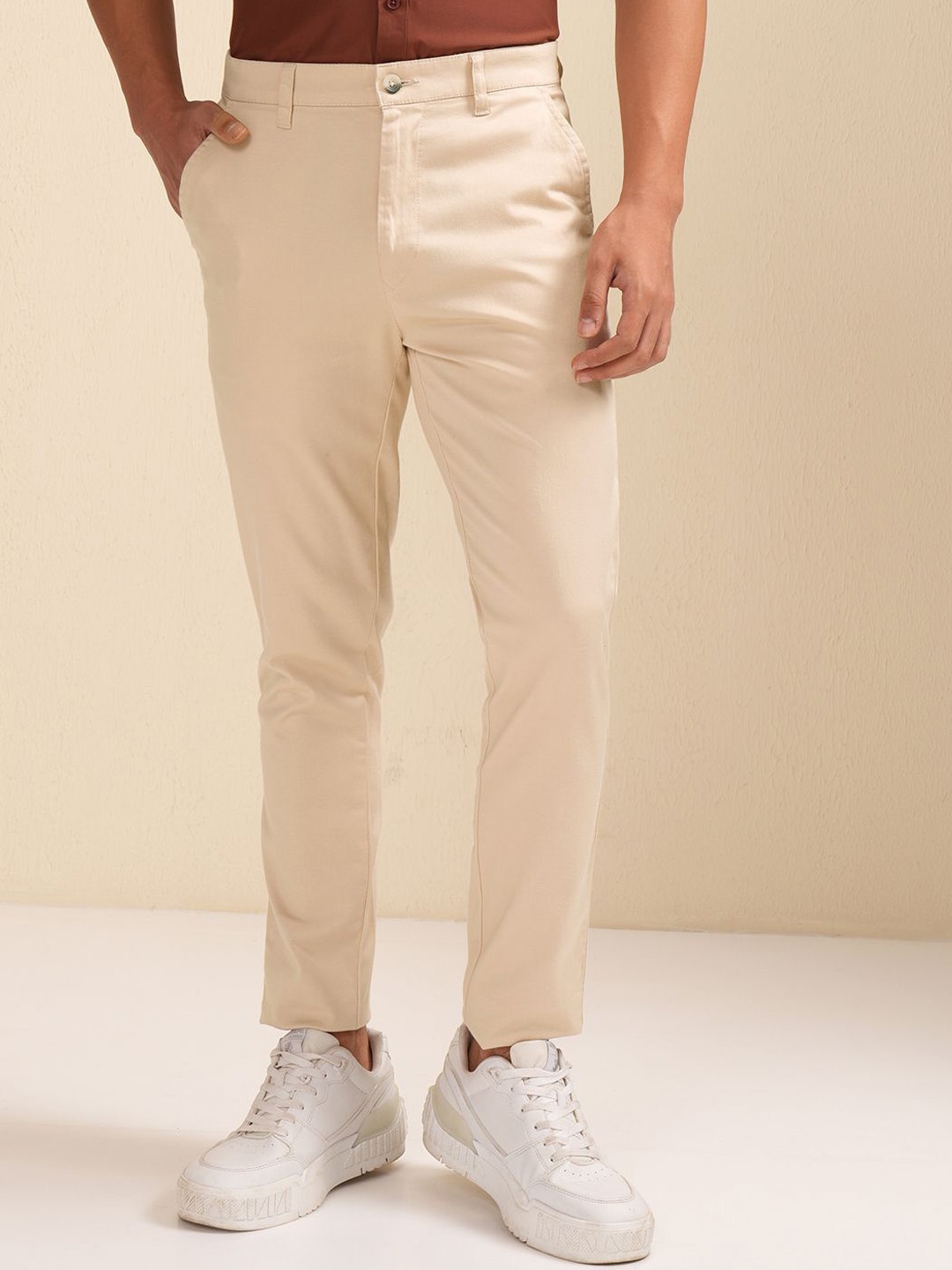 

HIGHLANDER Premium Satin Chino Trousers Slim Fit Chinos, Beige