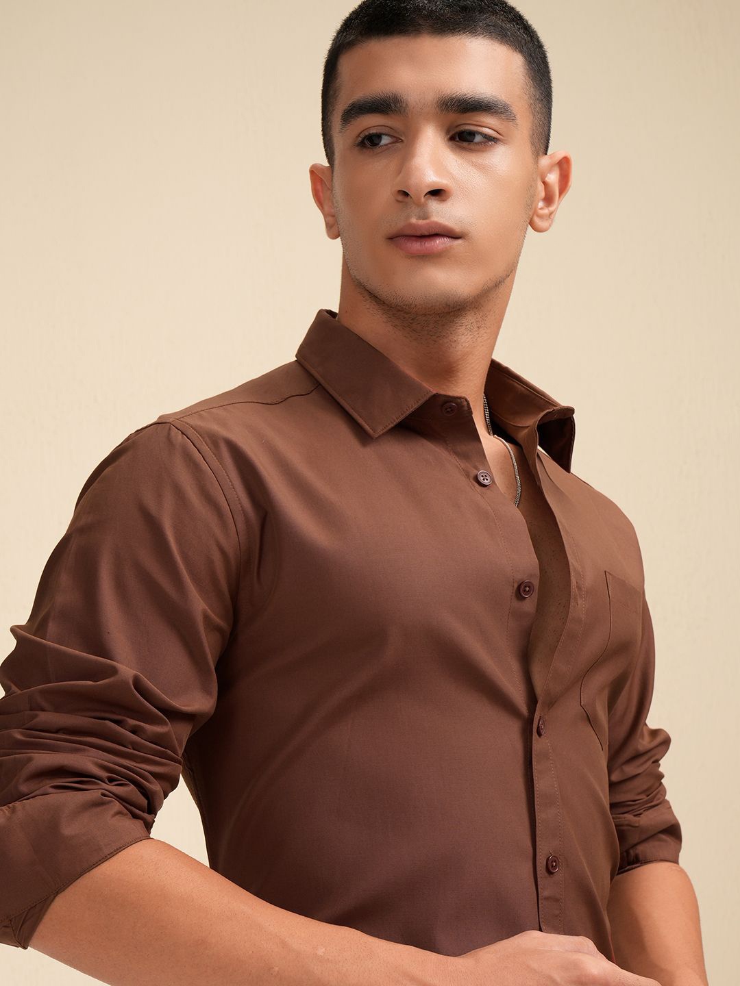 

HIGHLANDER Men Solid Casual Shirt, Brown