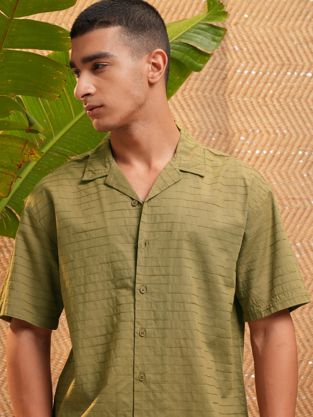 

HIGHLANDER Men Special Yarn Dobby Textured Solid Cuban Collar Relaxed Shirt, Khaki