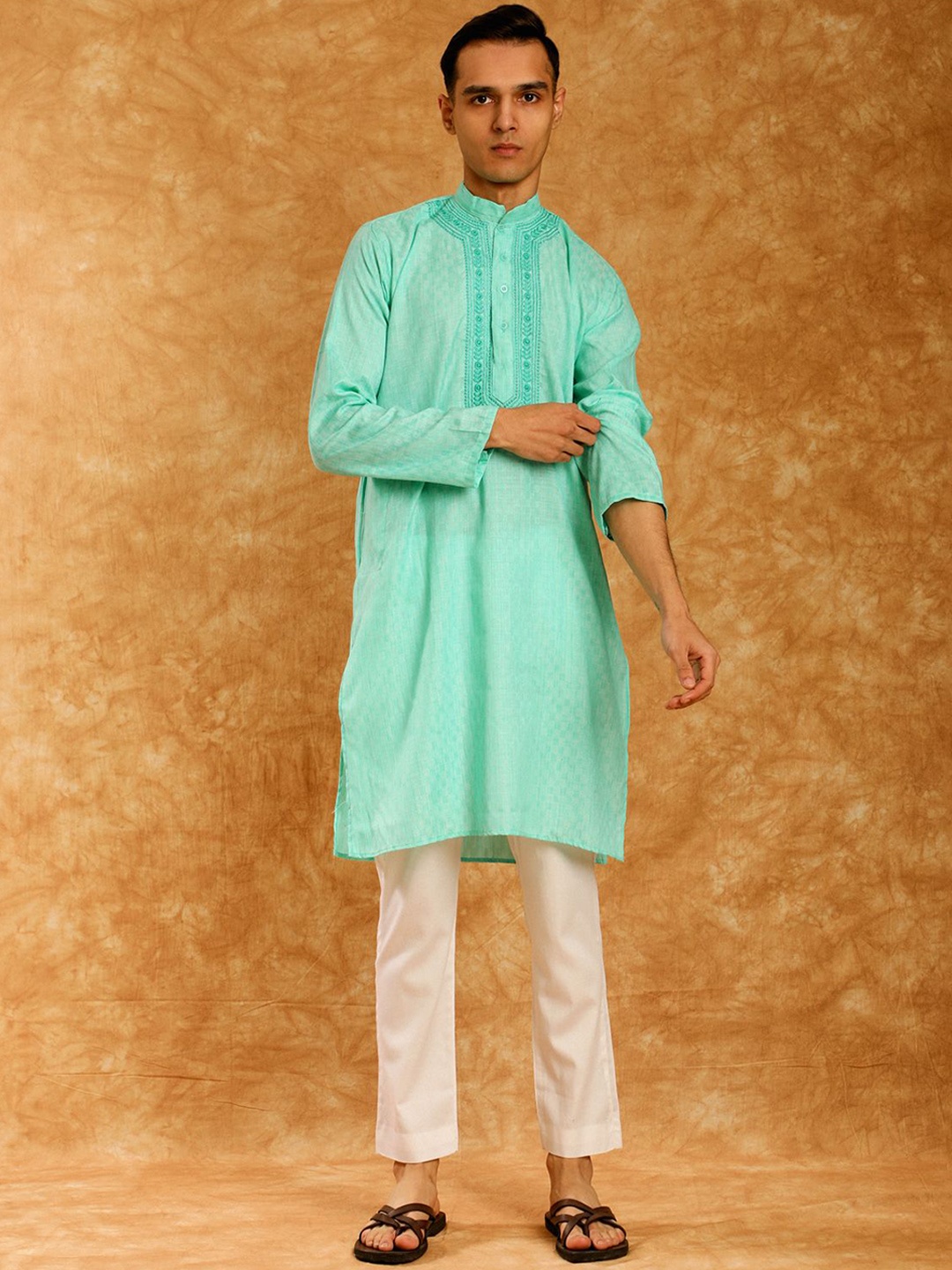 

House of Chikankari Embroidered Woven Kurta, Green