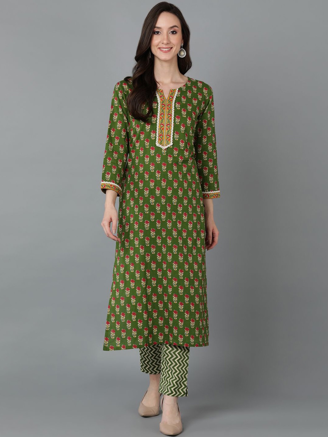 

KALINI Ethnic Motifs Printed Notched Neck Cotton Straight Kurta, Green