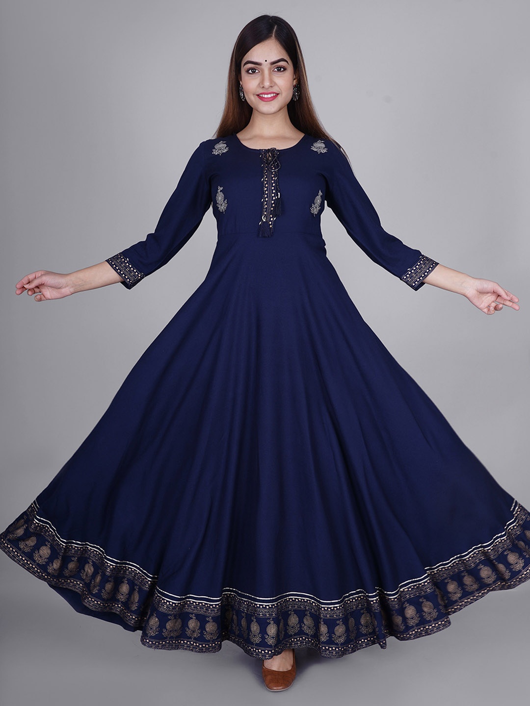 

VYKOO Ethnic Motifs Printed Tie-Up Neck Anarkali Kurta, Blue