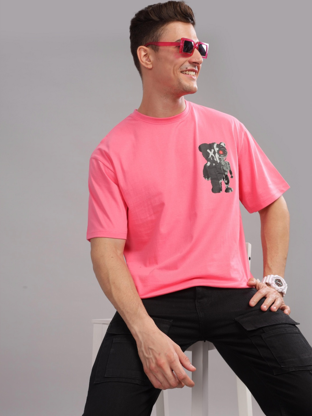 

TOMHIDDLE Men Graphic Printed Round Neck Cotton Oversized T-Shirt, Pink