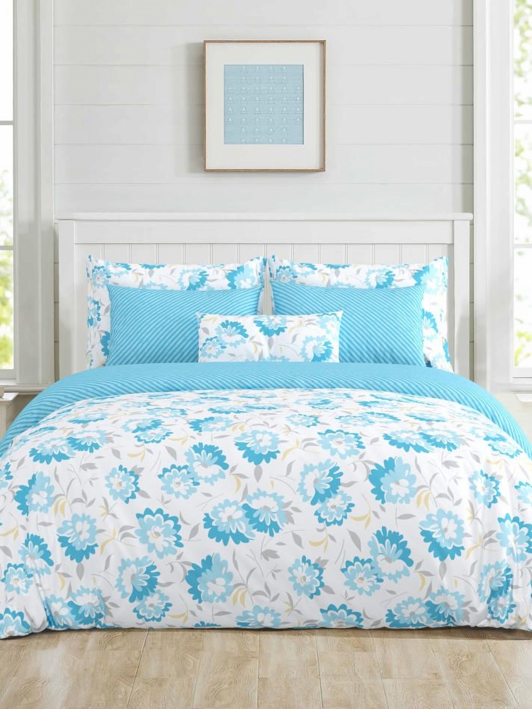 

Salona Bichona Blue & White Floral Printed Superfine Double Queen Pure Cotton Bedding Set