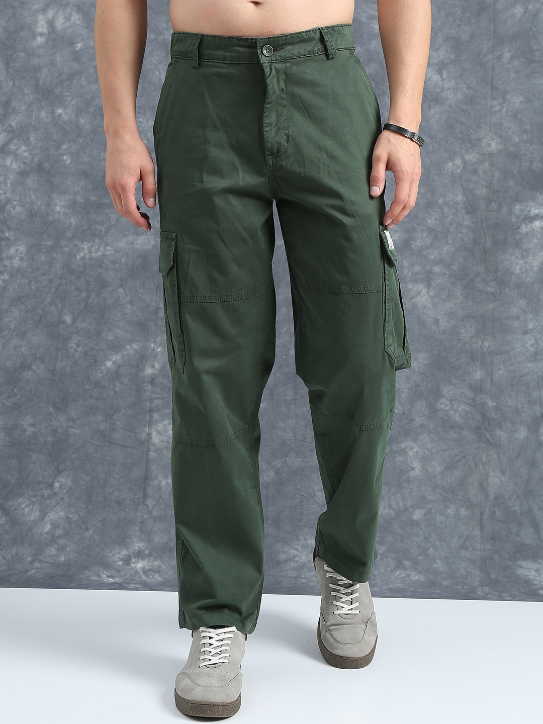 

The Roadster Lifestyle Co Relaxed Fit Cotton Cargo Trousers, Green