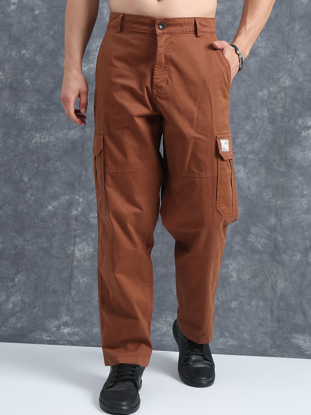 

The Roadster Lifestyle Co Relaxed Fit Cotton Cargo Trousers, Maroon