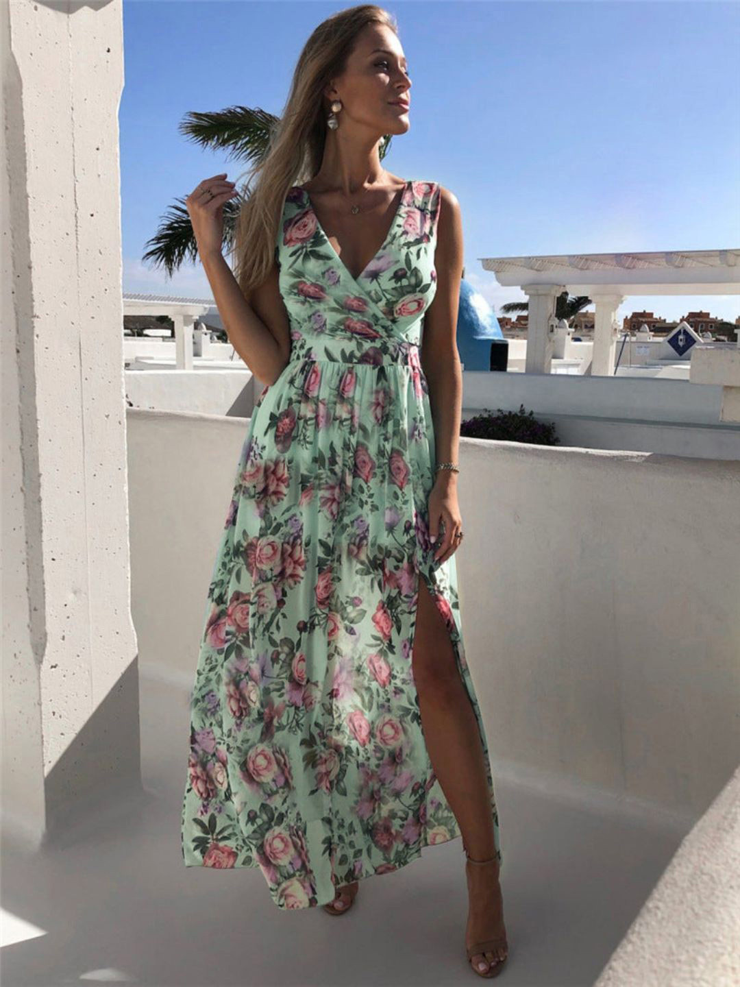 

4WRD by Dressberry Women Floral Print V-neck Maxi Dress, Green
