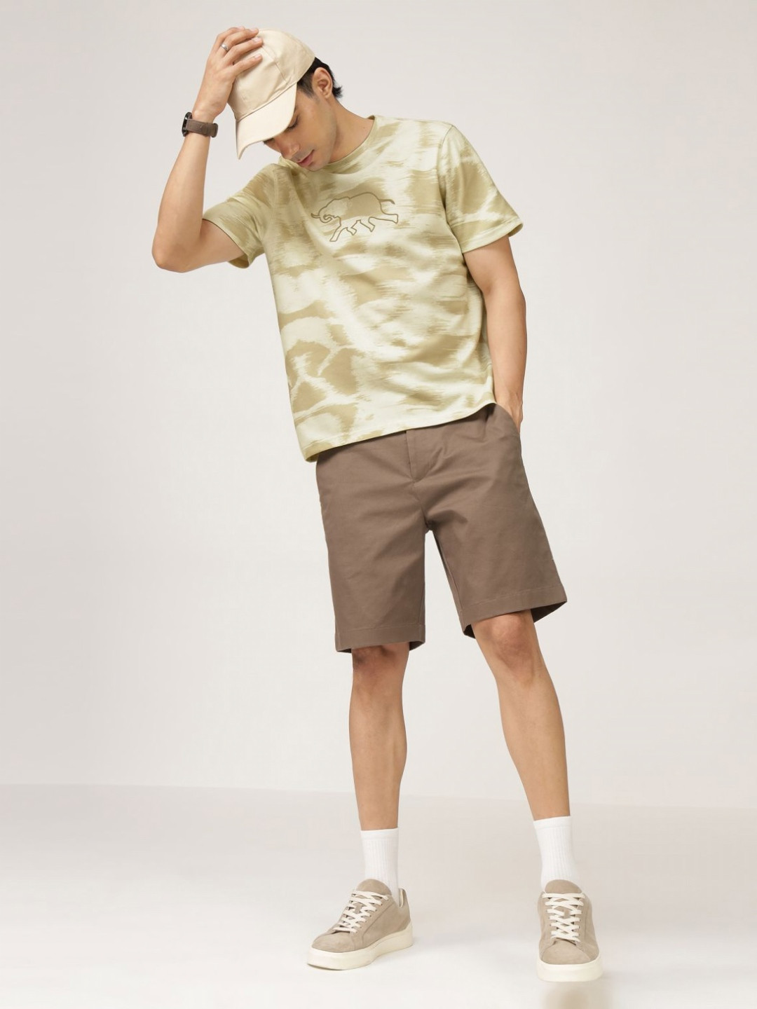 

Andamen Men Print Placement Embroidery Crew Neck T-Shirt, Khaki