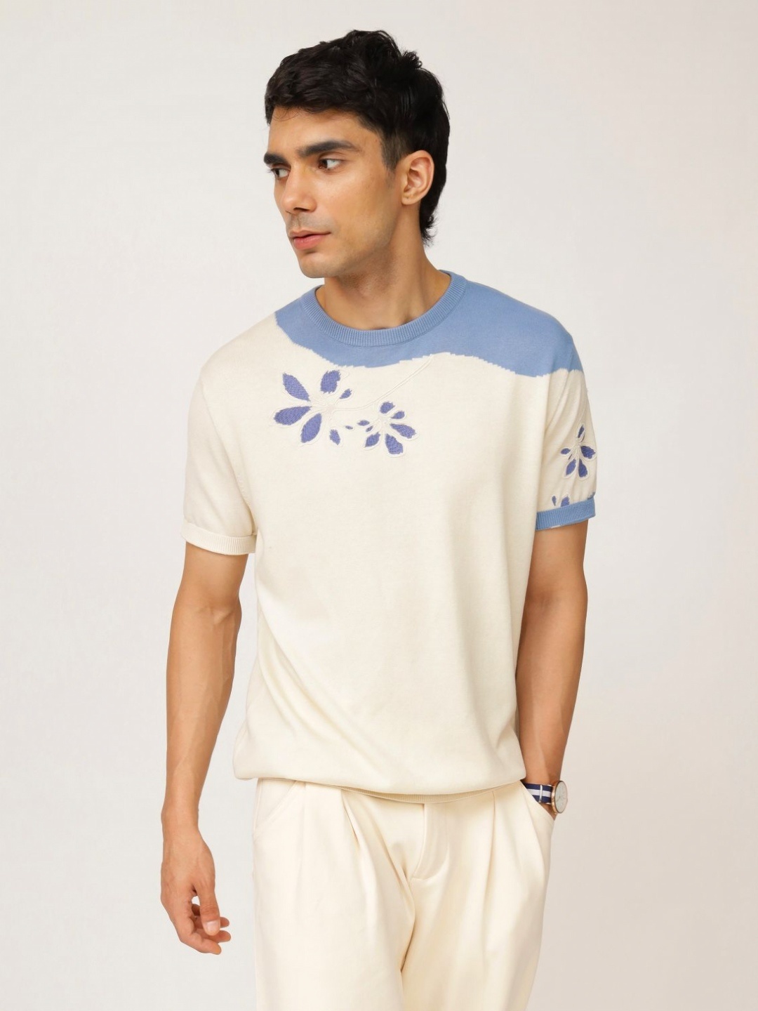 

Andamen Men Jacquard Placement Embroidery Crew Neck T-Shirt, Off white