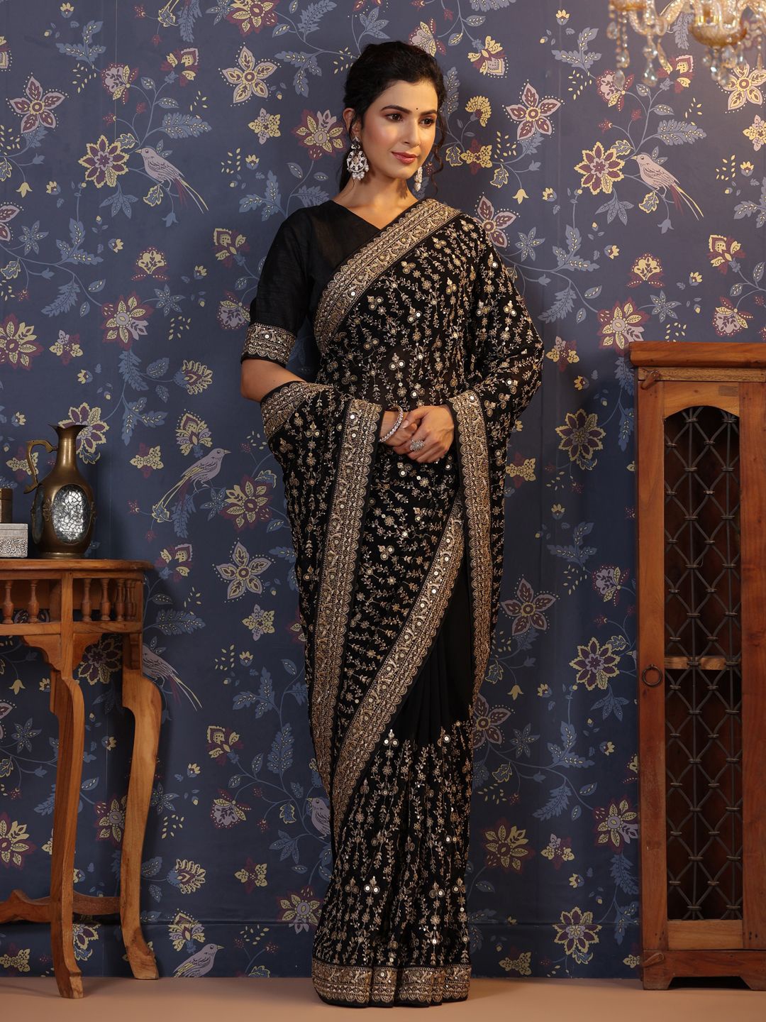 

House of Pataudi Embroidered Saree With Blouse Piece, Black